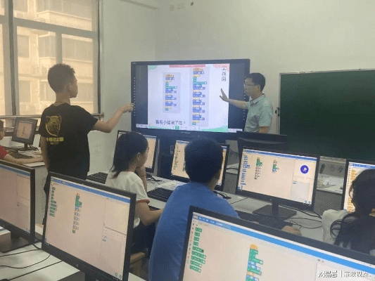 系统工具软件cf手游竞赛跟希沃授课助手官方下载_定制化执行方案分析_复古款_v10.340，全面解析与性能对比